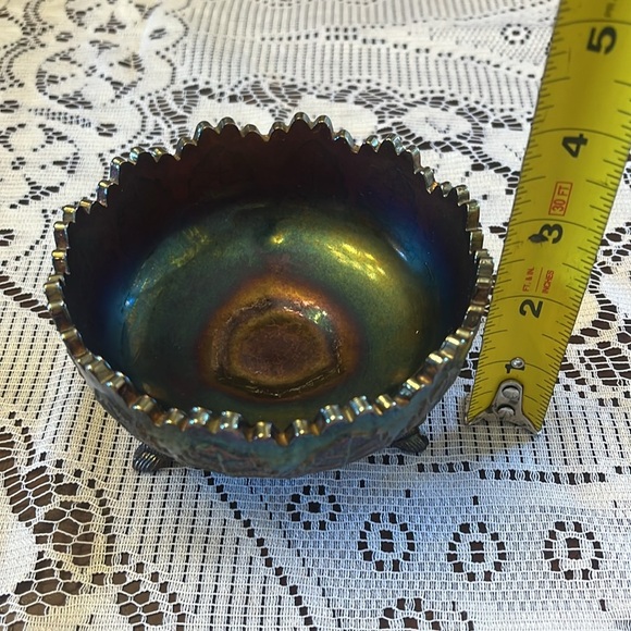 Fenton footed glass dish with 🍃 imprints - Picture 6 of 6